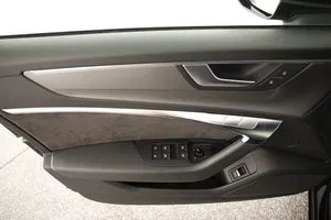 Audi A6 Avant 45 3.0 TDI quattro sport | Thumbnail 5 von 31