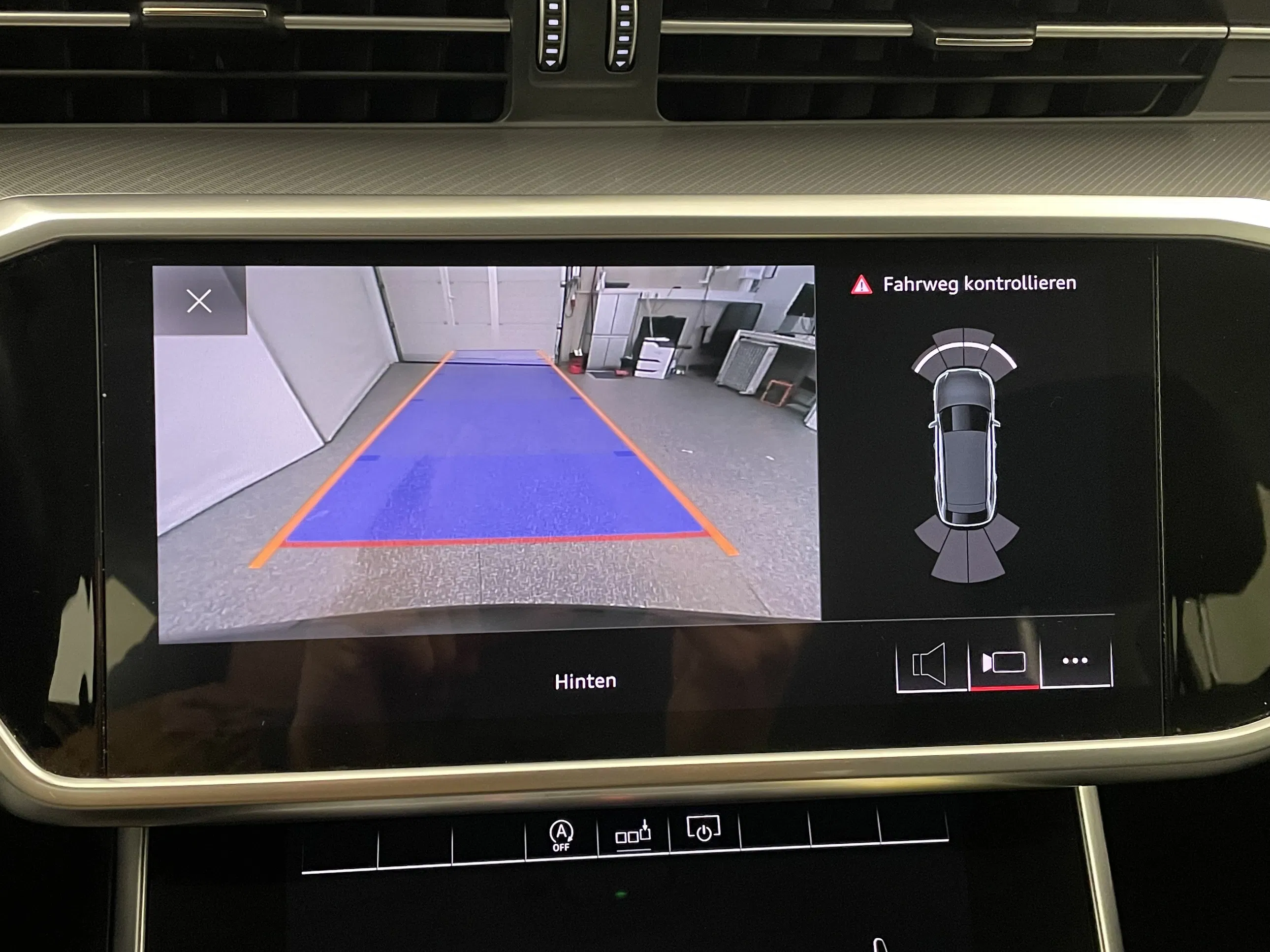 Audi A6 Avant 40 TDI quattro | Bild 20 von 28