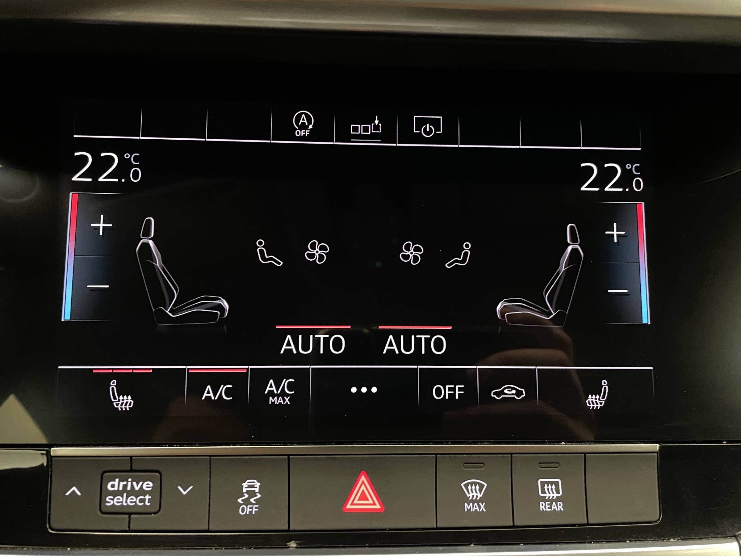 Audi A6 Avant 40 TDI quattro | Bild 21 von 28