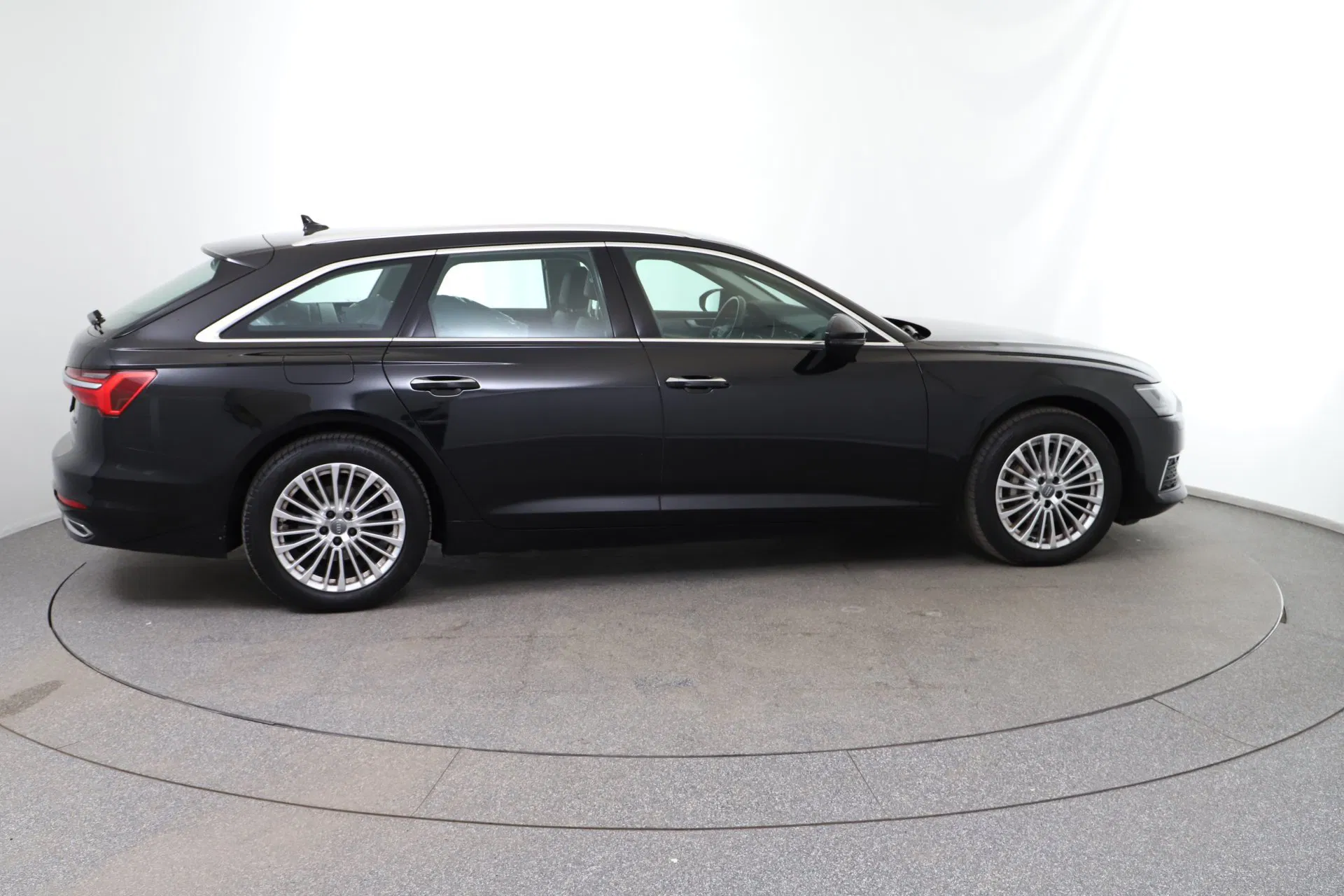 Audi A6 Avant 40 TDI quattro | Bild 7 von 28