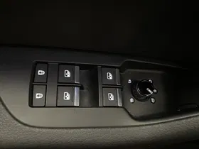 Audi A6 Avant 40 TDI quattro | Thumbnail 10 von 28