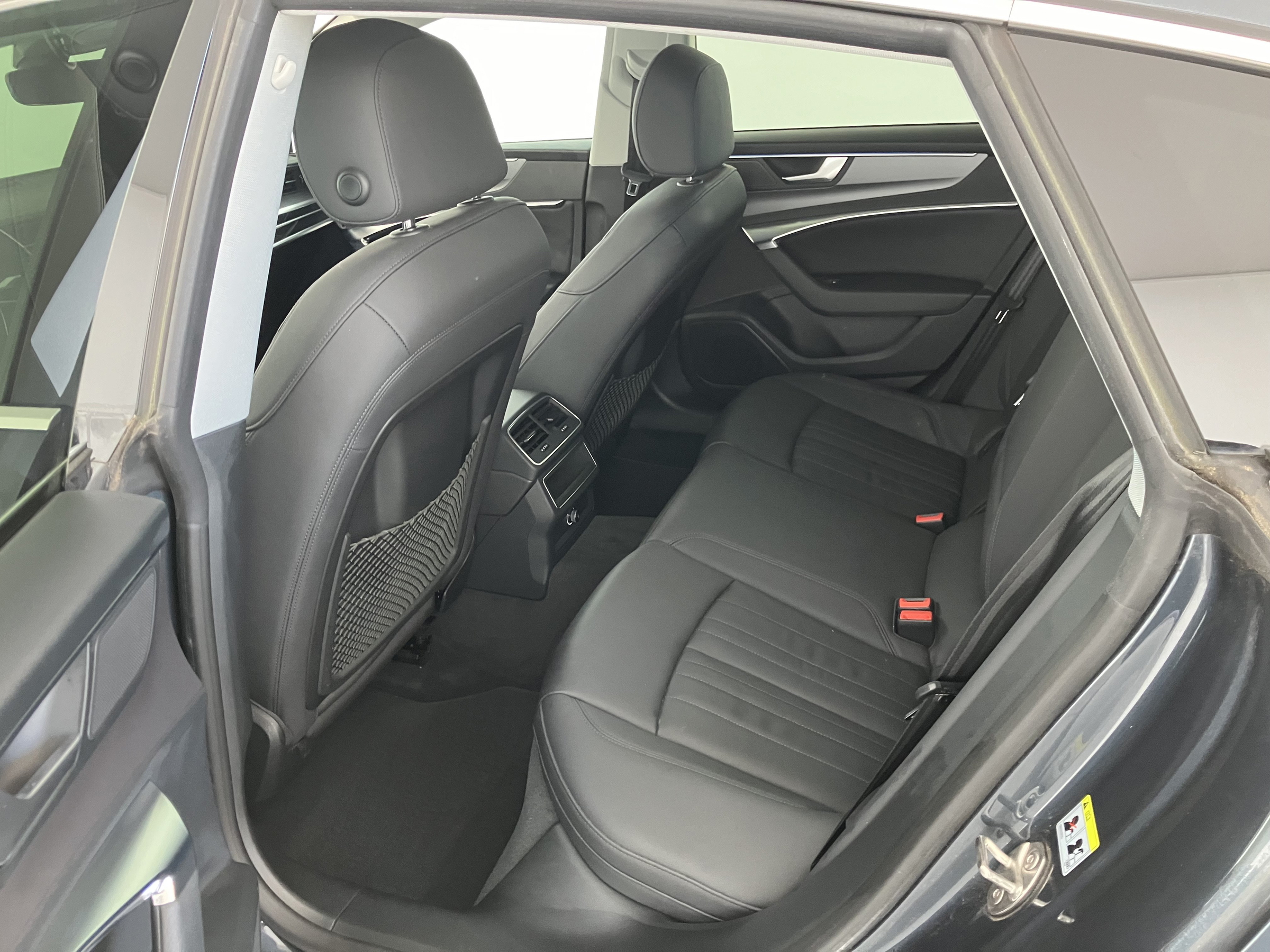 Audi A7 Sportback 40 2.0 TDI | Bild 15 von 31