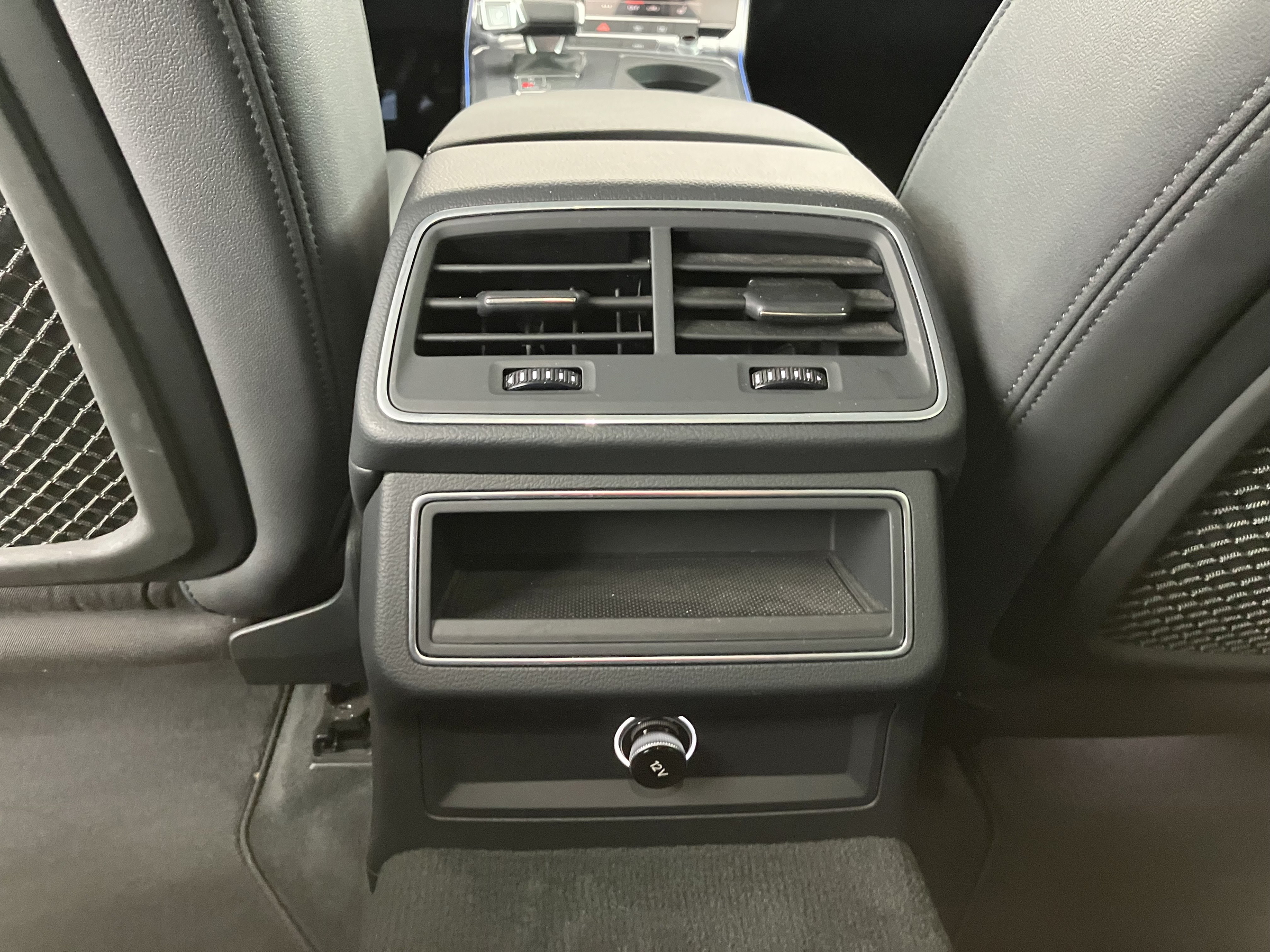 Audi A7 Sportback 40 2.0 TDI | Bild 26 von 31