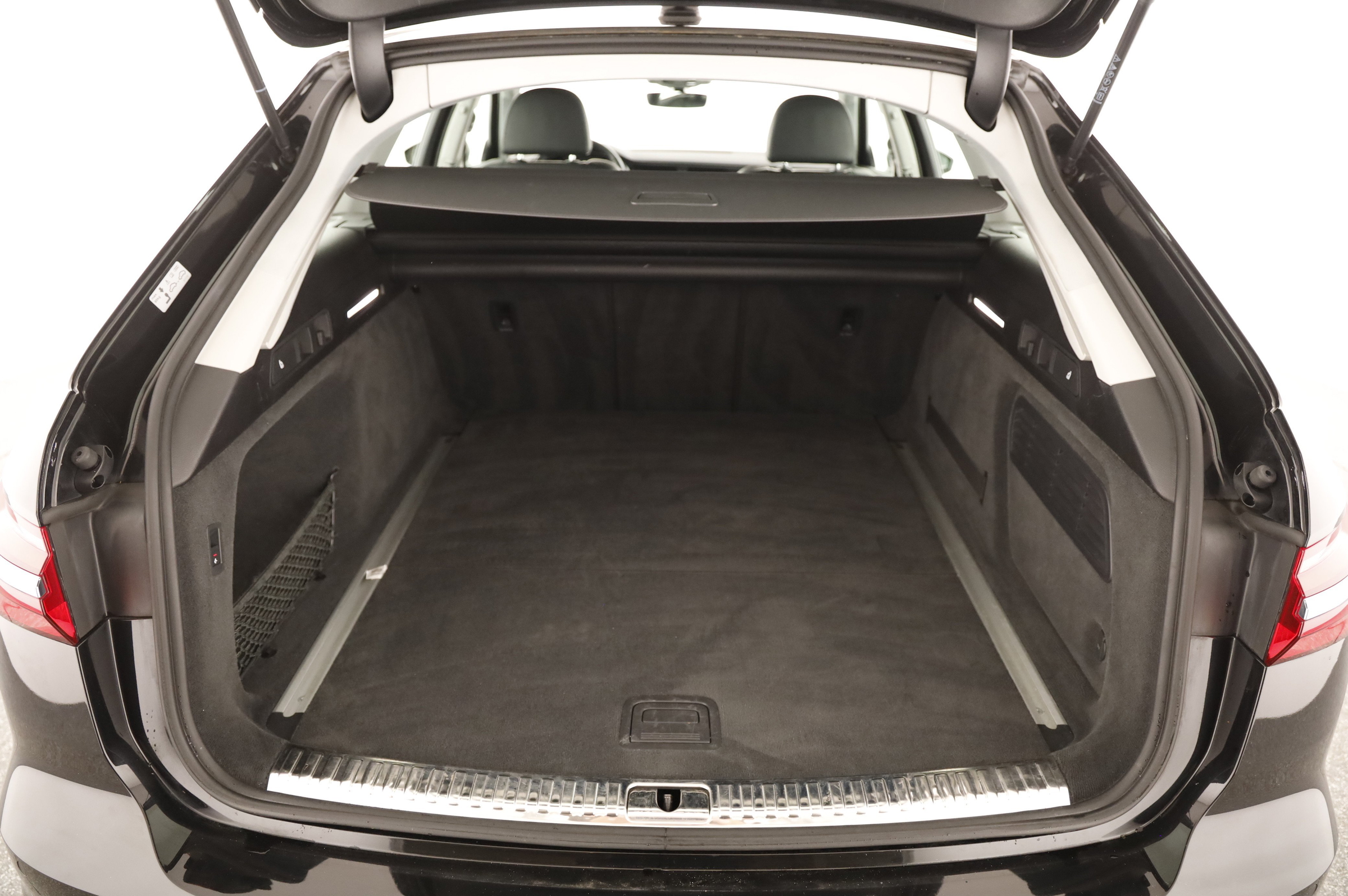 Audi A6 Avant 40 2.0 TDI sport | Bild 22 von 26