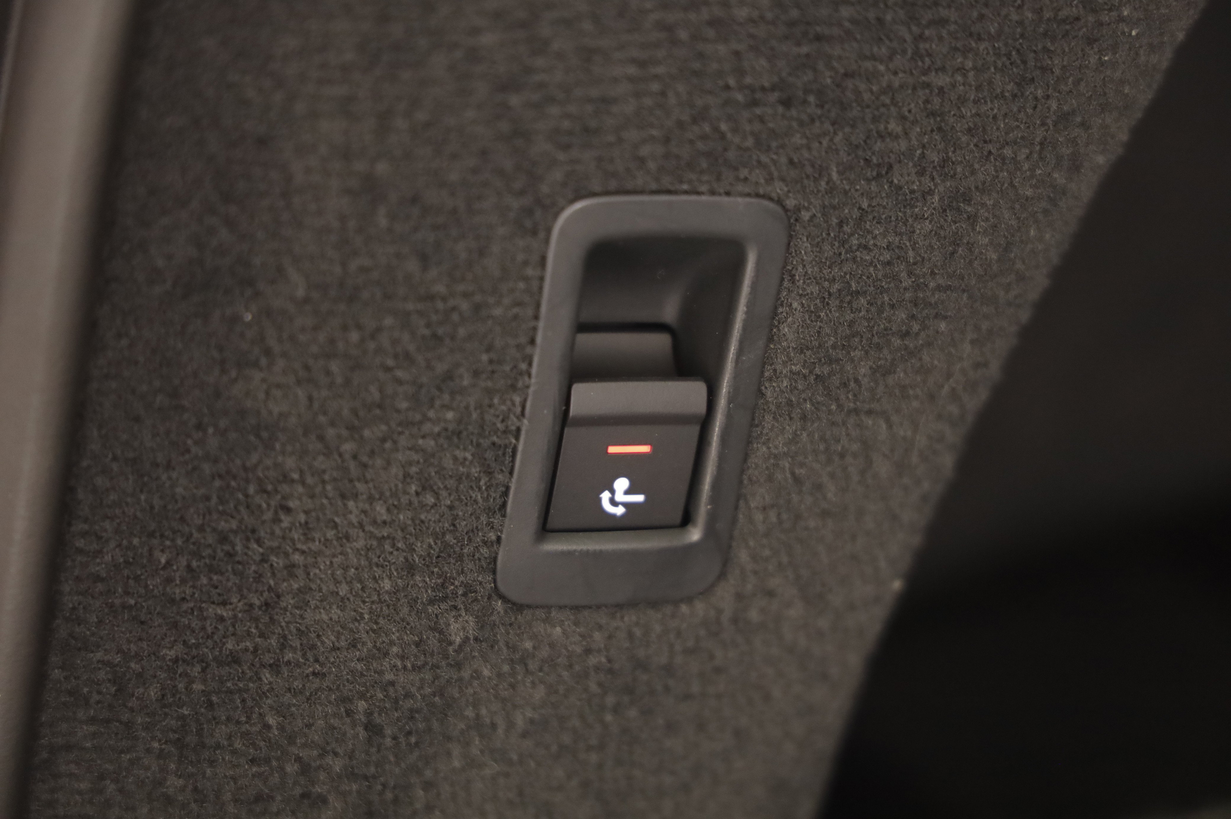 Audi A6 Avant 40 2.0 TDI sport | Bild 24 von 26