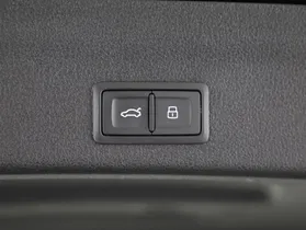 Audi A6 Avant 40 2.0 TDI quattro sport | Thumbnail 18 von 23