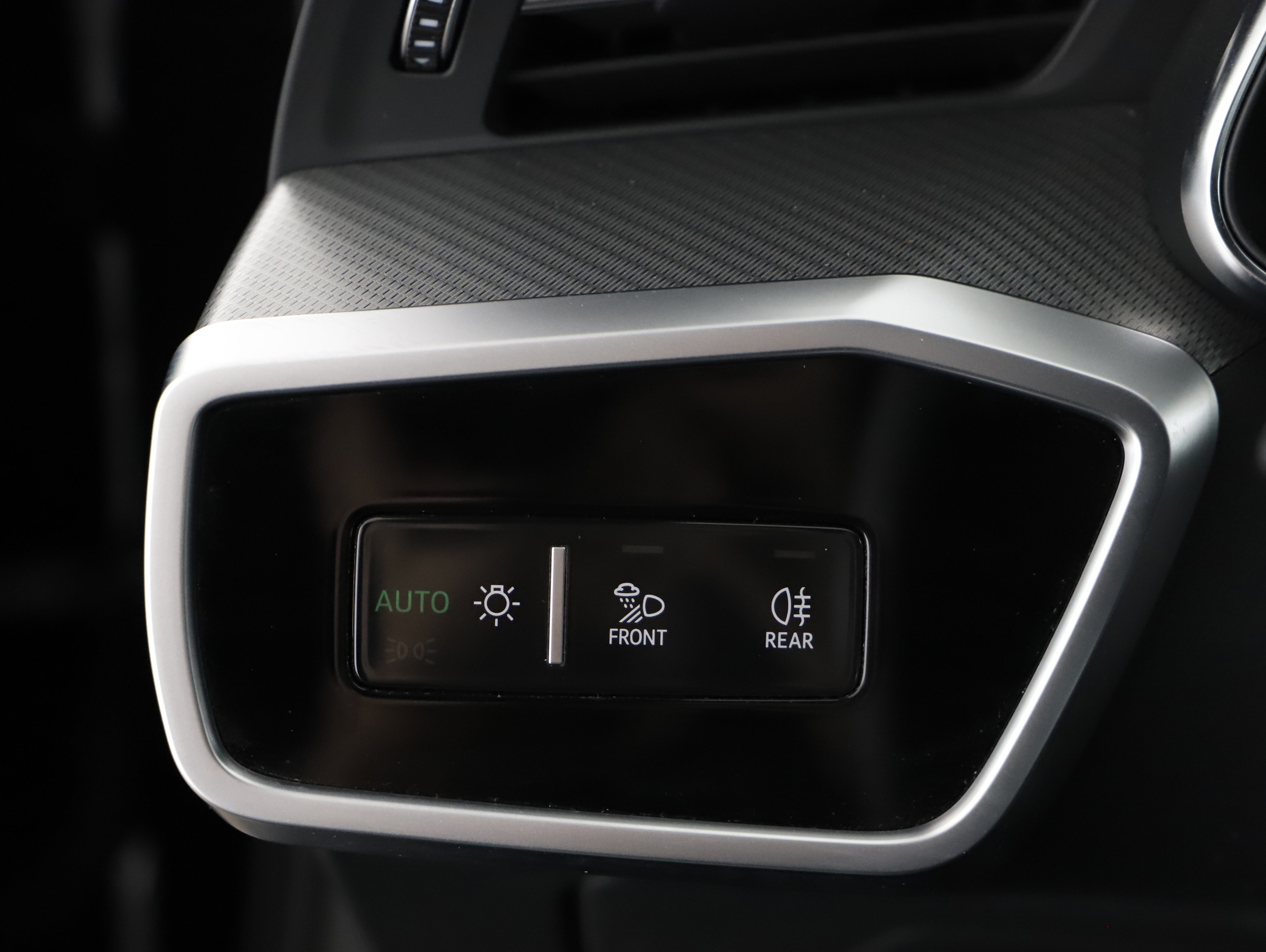 Audi A6 40 2.0 TDI design | Bild 12 von 27