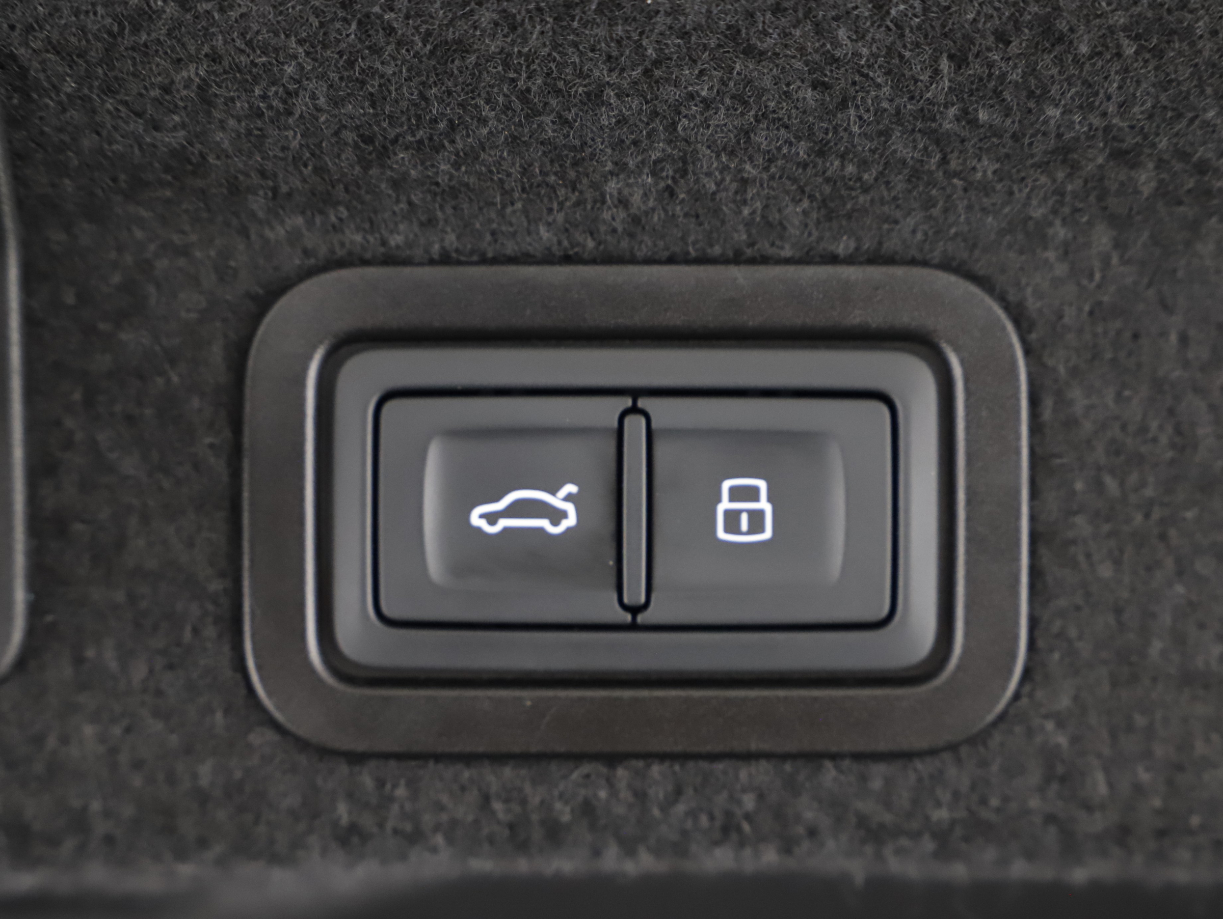 Audi A6 40 2.0 TDI design | Bild 27 von 27