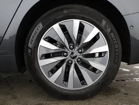 Audi A6 40 2.0 TDI design | Thumbnail 4 von 22