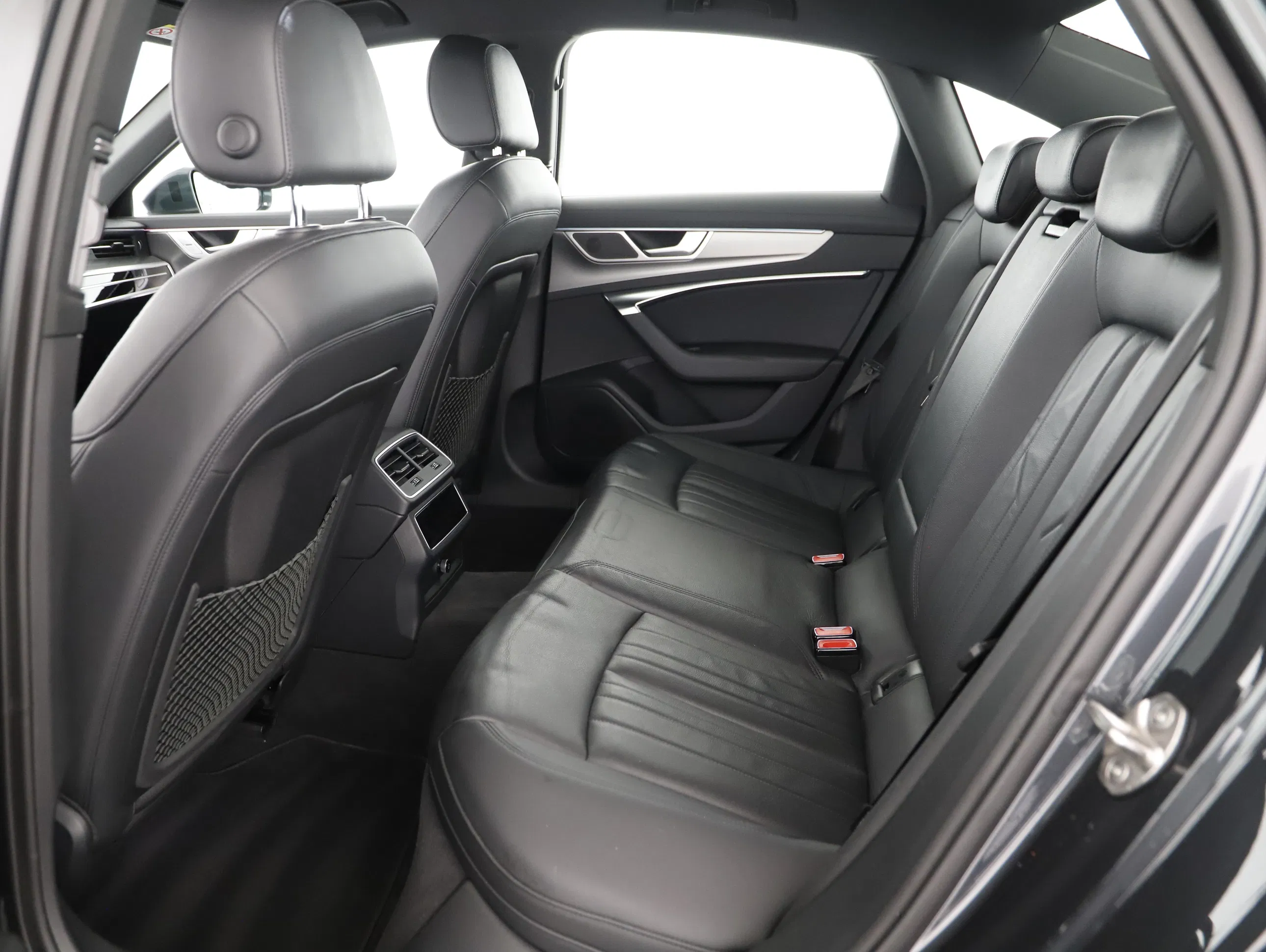 Audi A6 40 2.0 TDI design | Bild 5 von 22