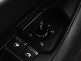 Audi A6 Avant 45 TDI quattro sport Aut. | Thumbnail 14 von 19