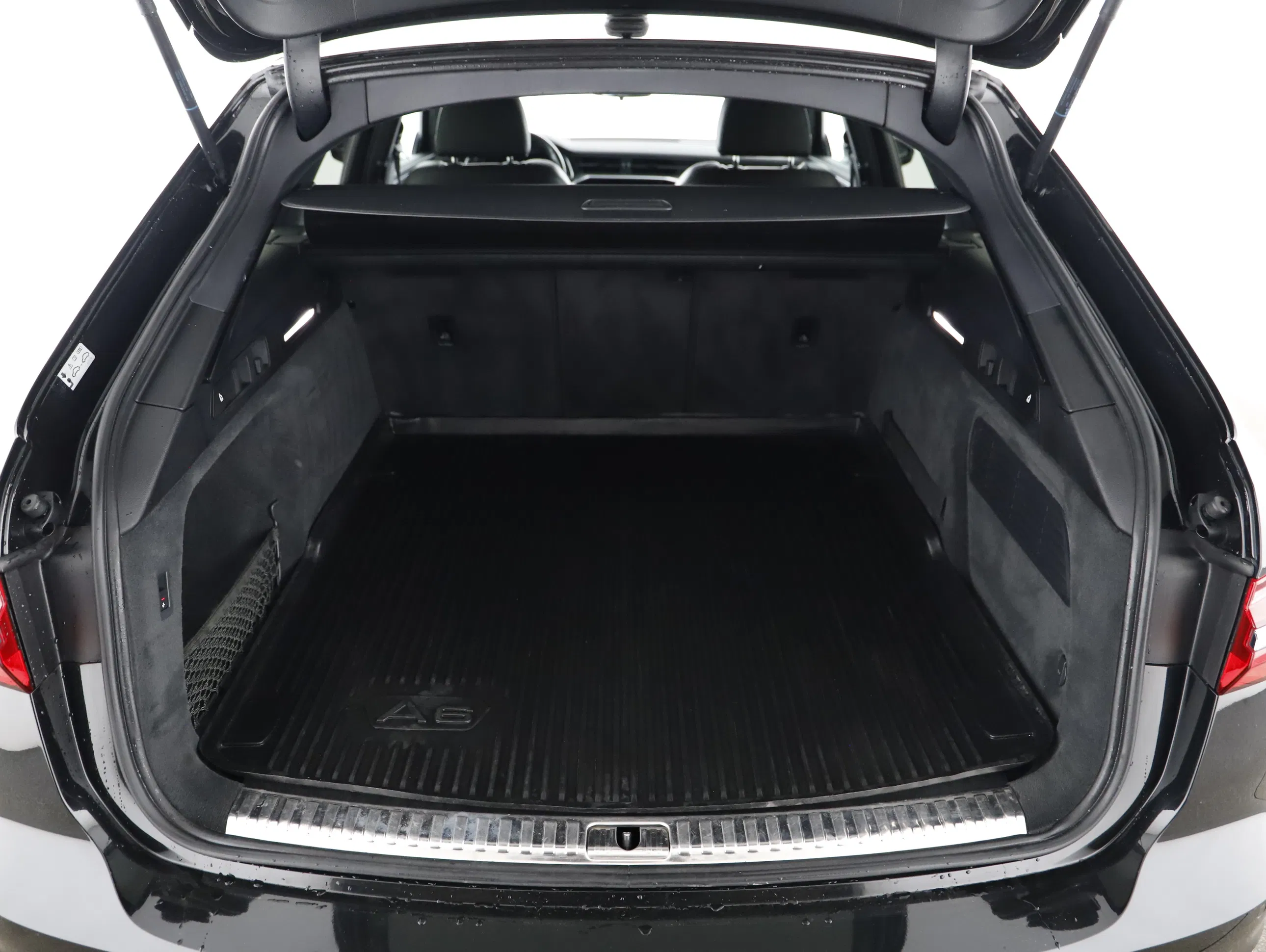 Audi A6 Avant 45 TDI quattro sport Aut. | Bild 15 von 19