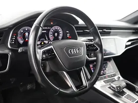 Audi A6 Avant 45 TDI quattro sport Aut. | Thumbnail 4 von 19