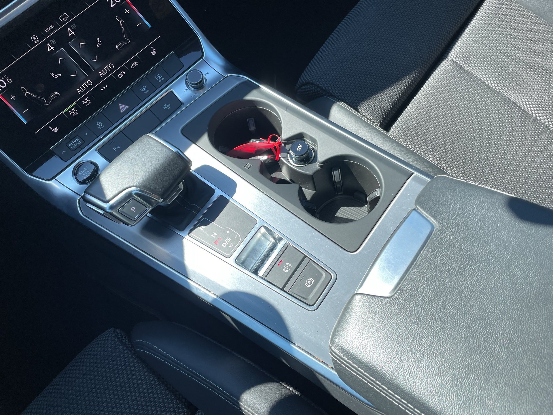 Audi A6 Avant 35 2.0 TDI sport | Bild 22 von 27