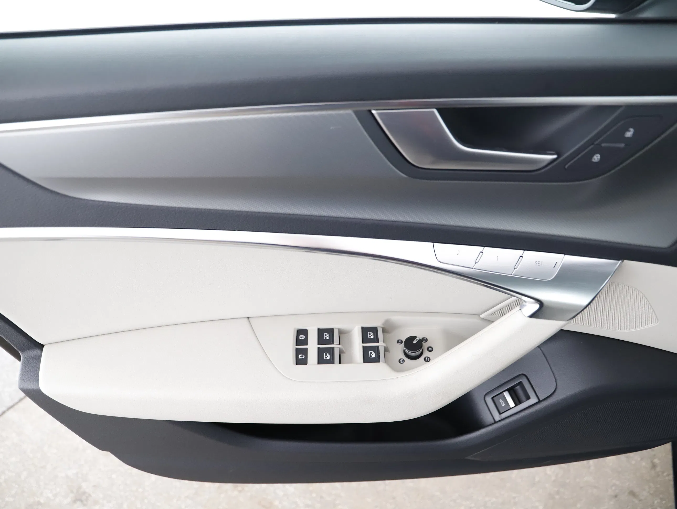 Audi A6 Avant 40 2.0 TDI sport | Bild 11 von 30