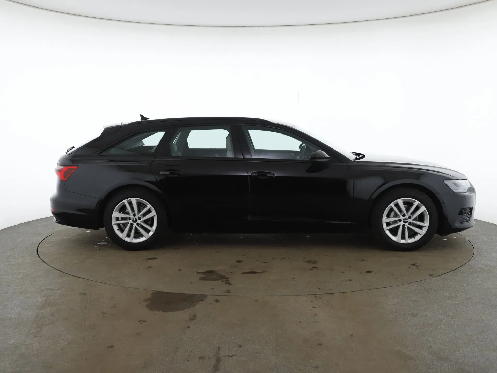 Audi A6 Avant 40 2.0 TDI sport | Bild 5 von 30