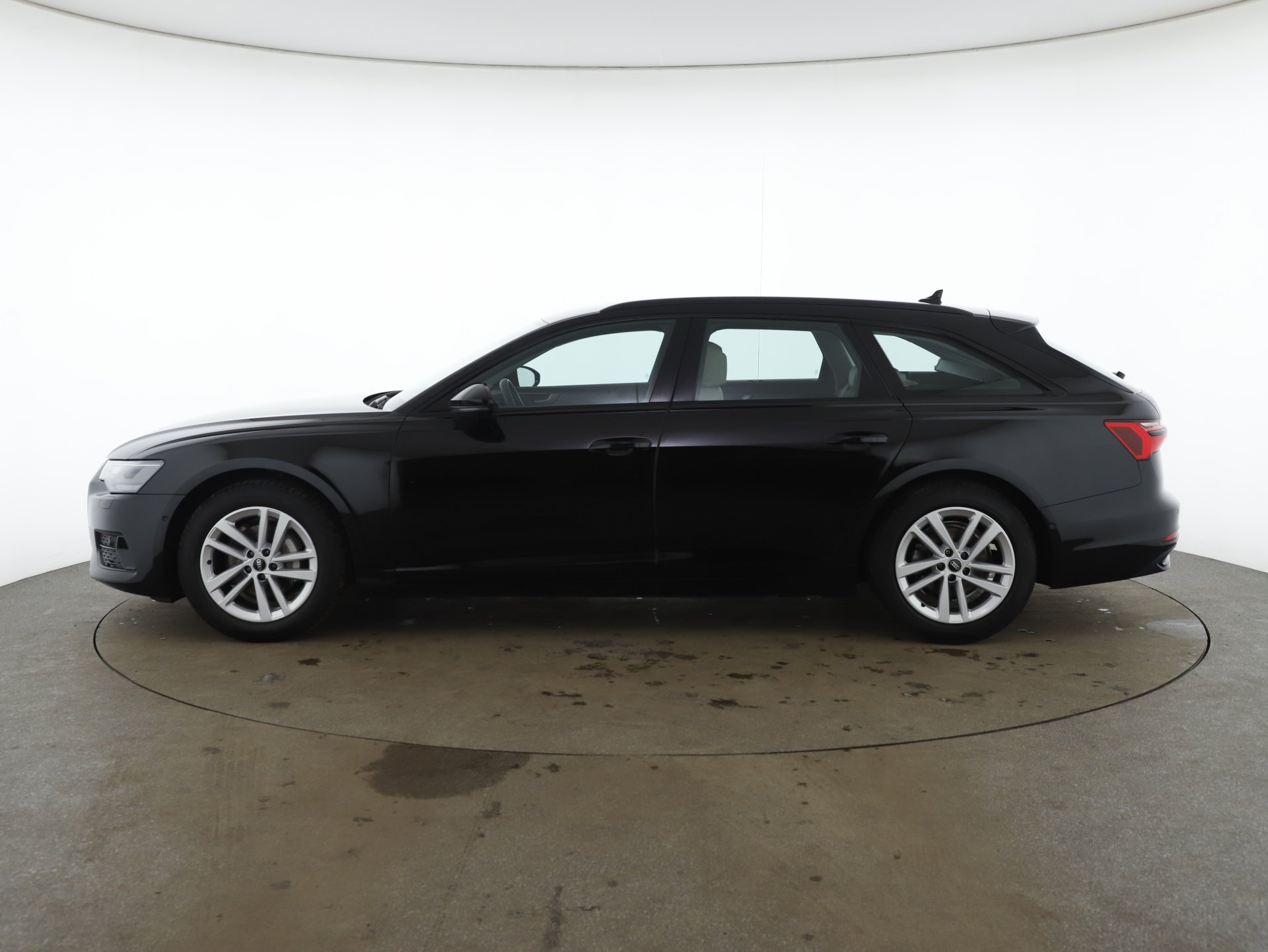 Audi A6 Avant 40 2.0 TDI sport | Bild 9 von 30