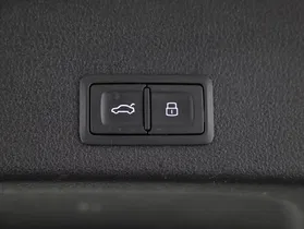 Audi A6 Avant 40 2.0 TDI quattro sport | Thumbnail 12 von 17