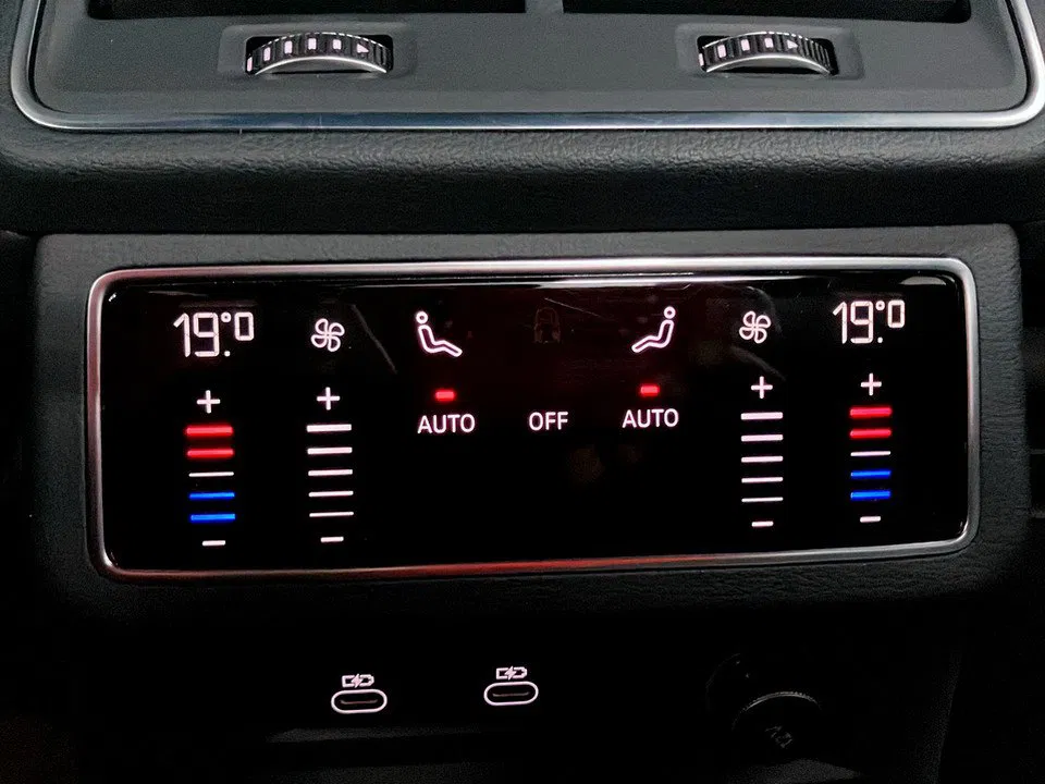 Audi A6 50 2.0 TFSI e quattro sport | Bild 13 von 24