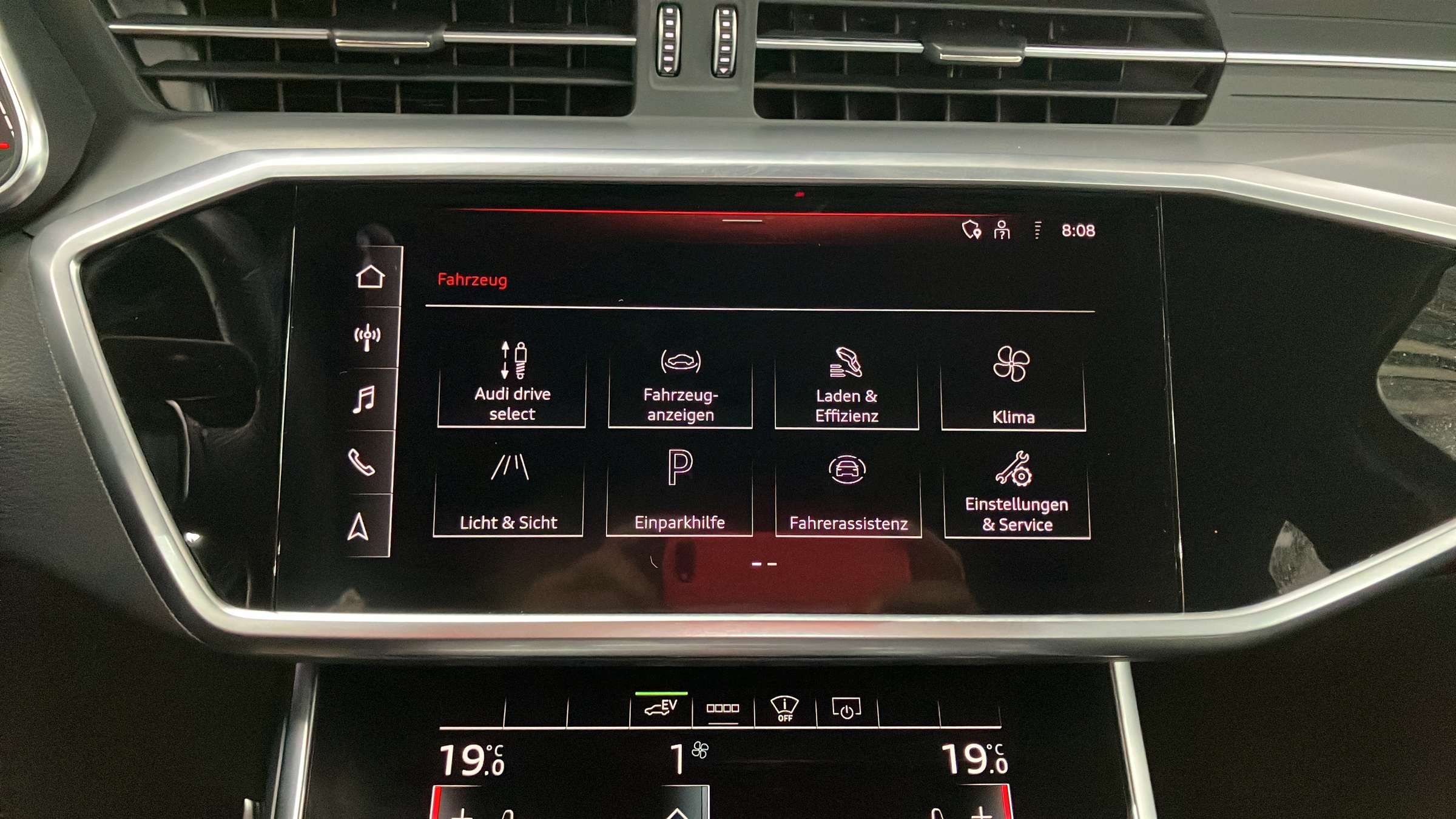Audi A6 50 2.0 TFSI e quattro sport | Bild 15 von 24
