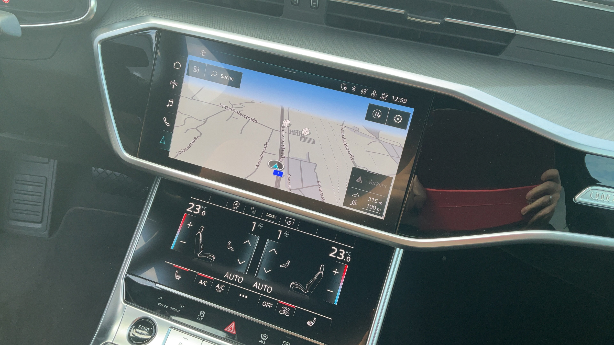 Audi A6 40 2.0 TDI design | Bild 15 von 22