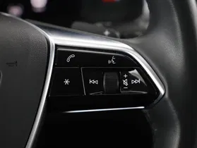 Audi A6 Avant 40 2.0 TDI quattro sport | Thumbnail 12 von 23
