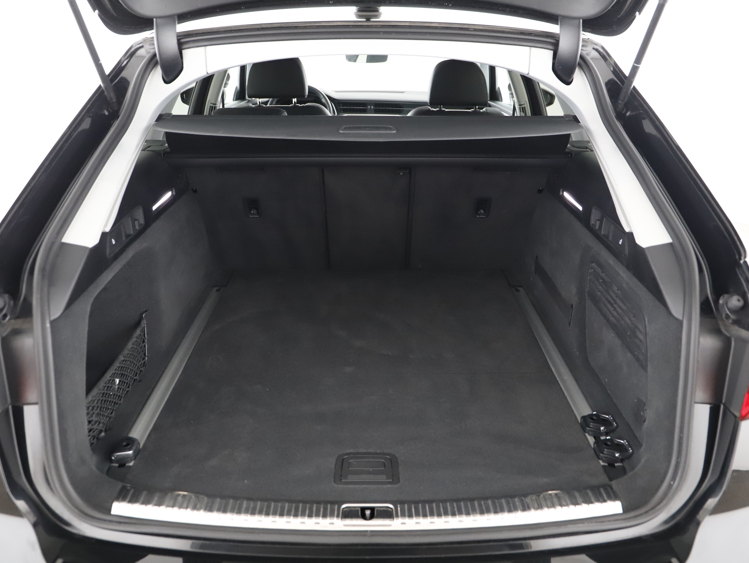 Audi A6 Avant 40 2.0 TDI quattro sport | Bild 17 von 23