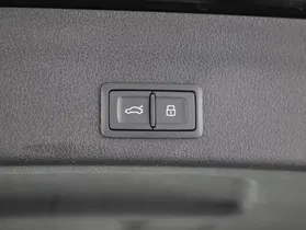 Audi A6 Avant 40 2.0 TDI quattro sport | Thumbnail 18 von 23