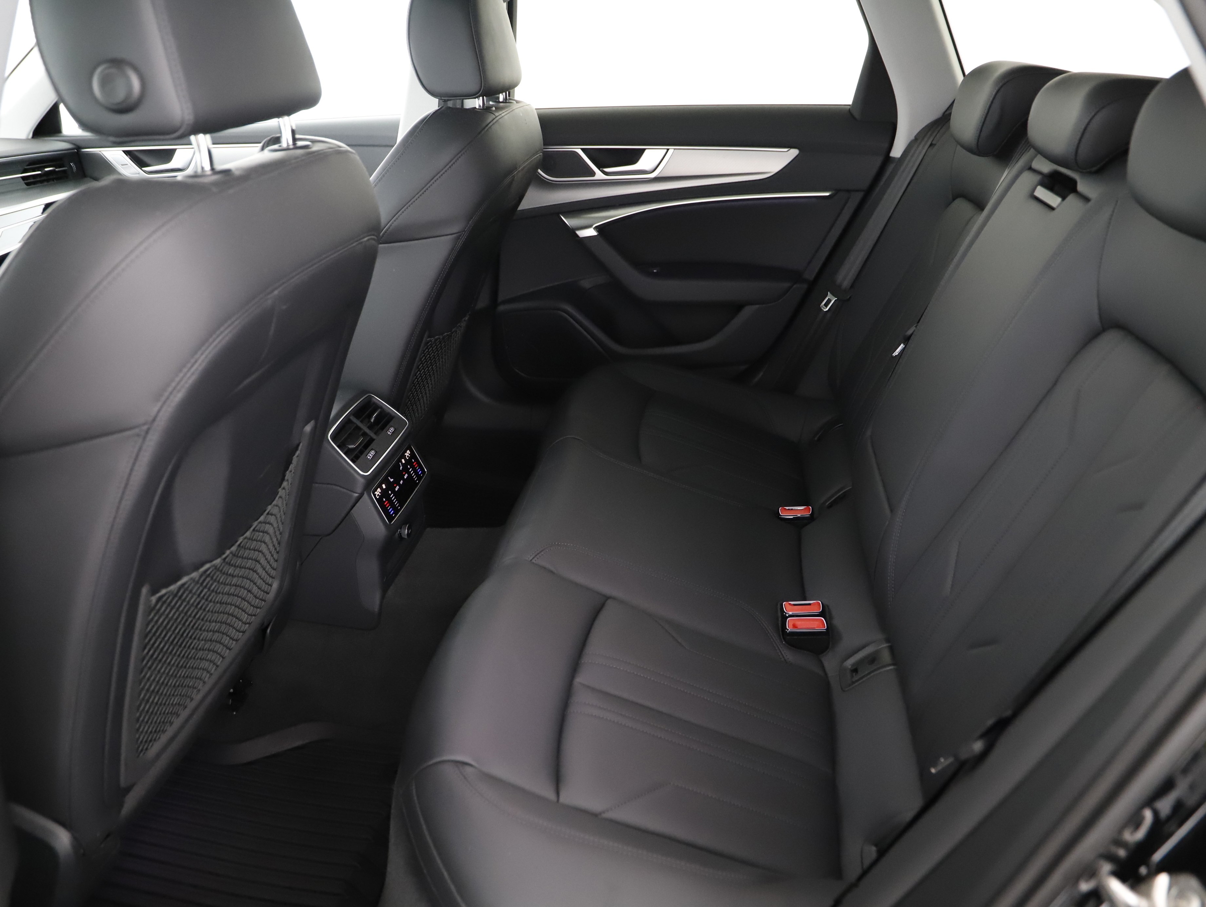 Audi A6 Avant 40 2.0 TDI quattro sport | Bild 2 von 23