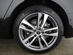 Audi A6 Avant 40 2.0 TDI quattro sport | Thumbnail 22 von 23