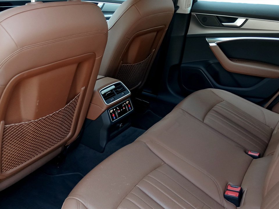 Audi A6 Avant 40 TDI Aut. quattro | Bild 19 von 23