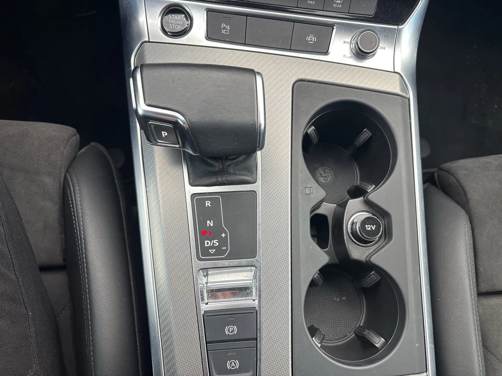 Audi A6 Avant 35 2.0 TDI sport | Bild 16 von 22