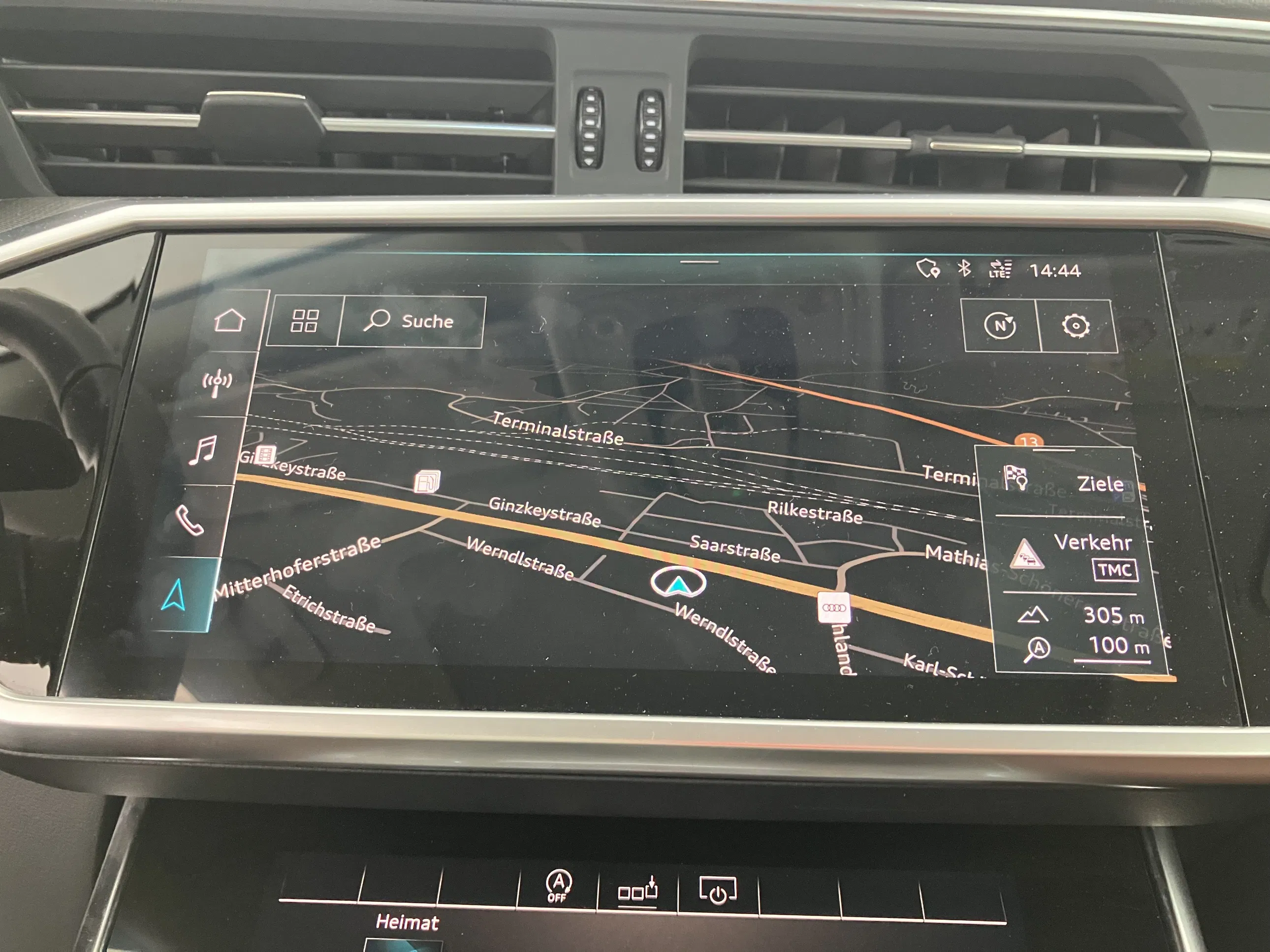 Audi A6 Avant 45 3.0 TDI quattro design | Bild 11 von 31