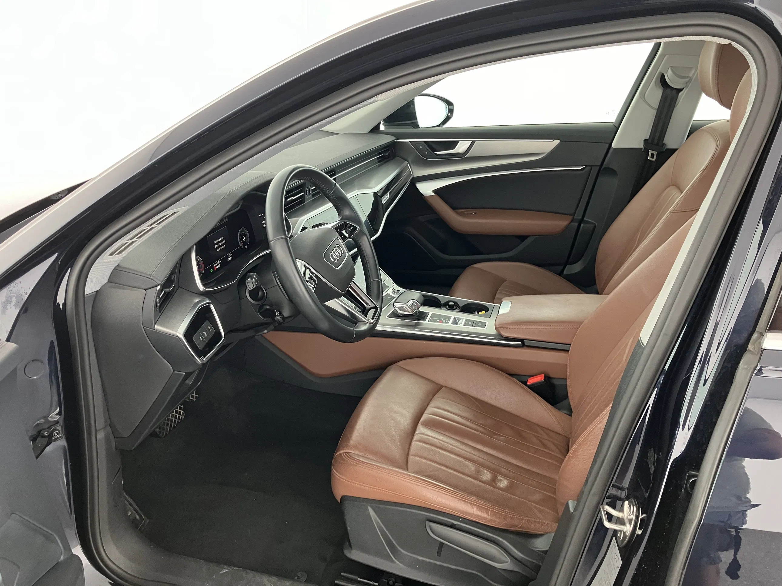 Audi A6 Avant 45 3.0 TDI quattro design | Bild 5 von 31