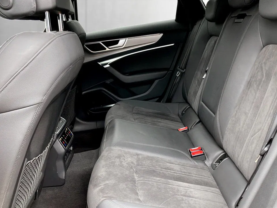 Audi A6 Avant 40 TDI sport Aut | Bild 13 von 25