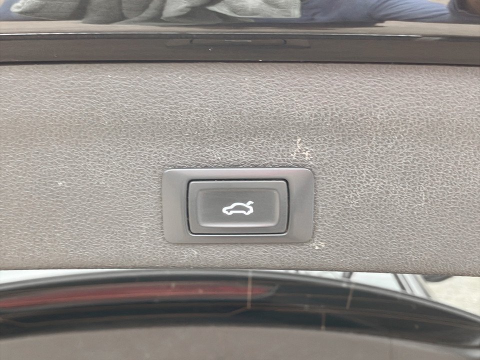 Audi A6 Avant 40 TDI sport Aut | Bild 15 von 25