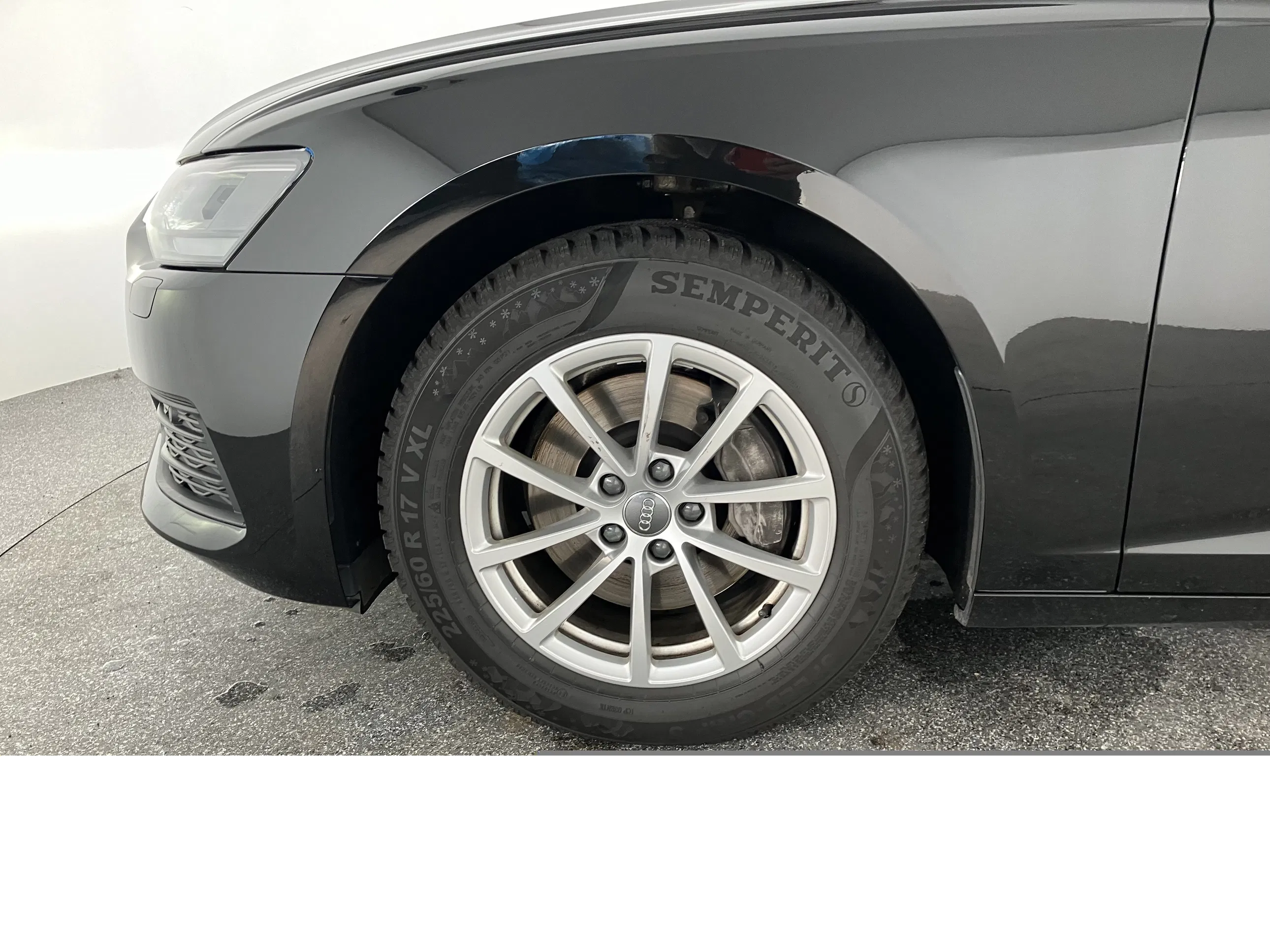 Audi A6 Avant 45 3.0 TDI quattro | Bild 18 von 31