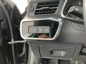 Audi A6 Avant 45 3.0 TDI quattro | Thumbnail 22 von 31