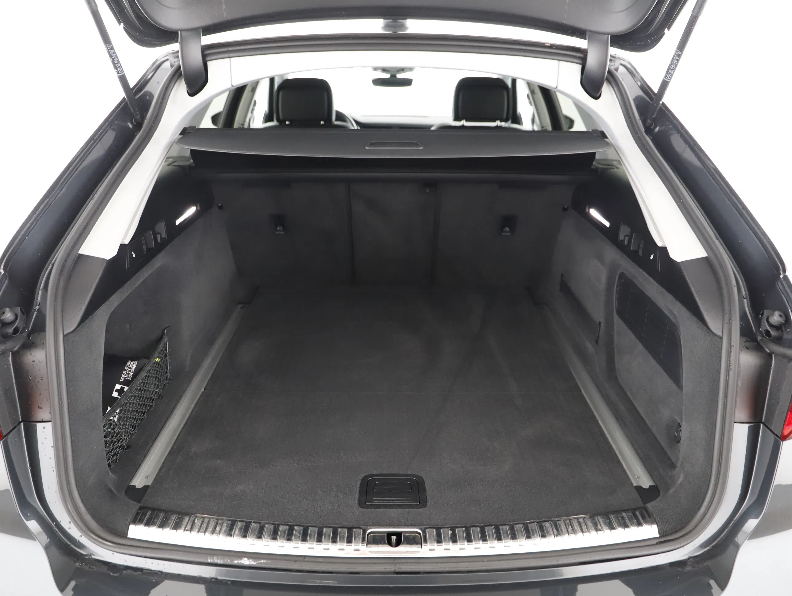 Audi A6 Avant 40 2.0 TDI sport | Bild 16 von 22