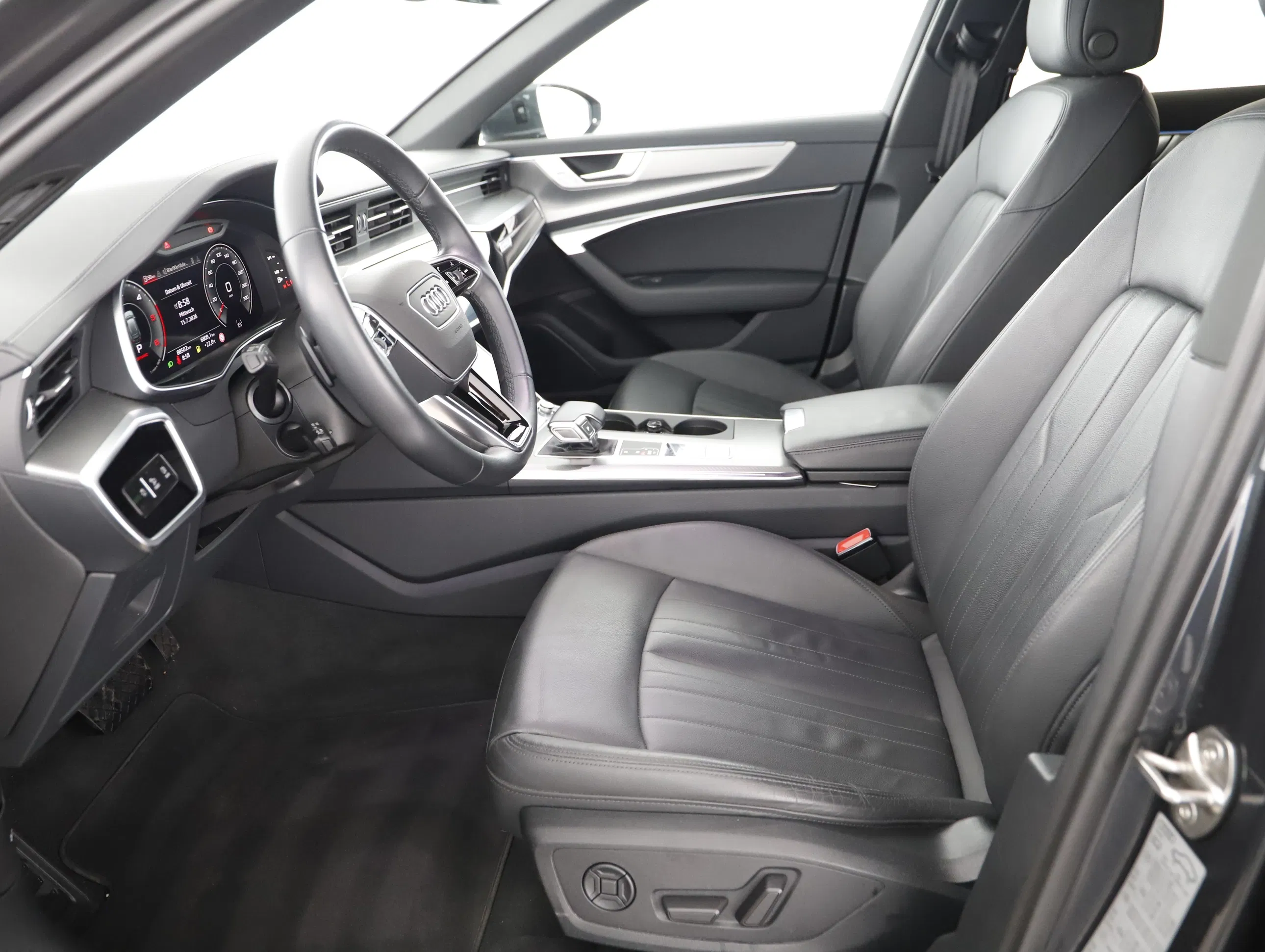 Audi A6 Avant 40 2.0 TDI quattro design | Bild 1 von 23