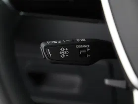 Audi A6 Avant 40 2.0 TDI quattro design | Thumbnail 13 von 23