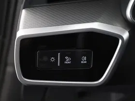 Audi A6 Avant 40 2.0 TDI quattro design | Thumbnail 14 von 23