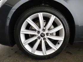 Audi A6 Avant 40 2.0 TDI quattro design | Thumbnail 22 von 23