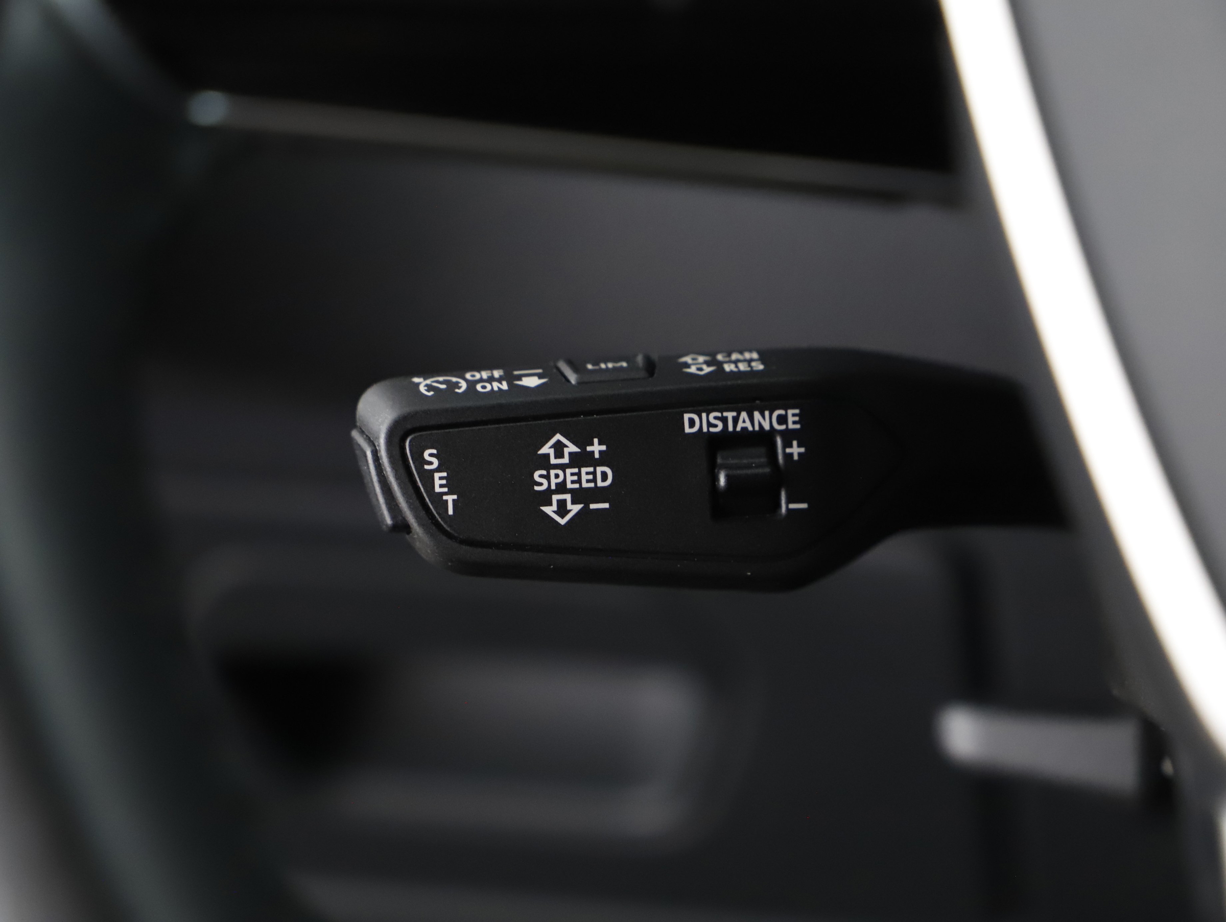 Audi A6 Avant 35 2.0 TDI design | Bild 13 von 23