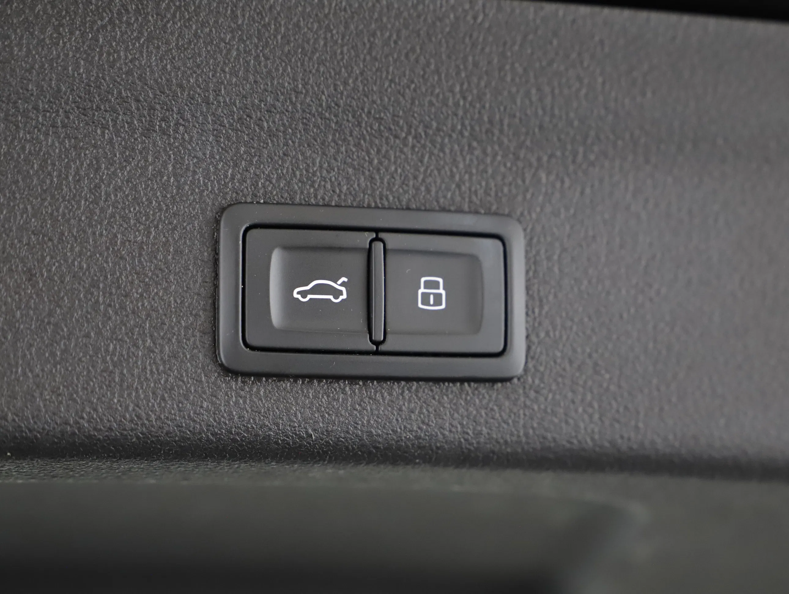 Audi A6 Avant 35 2.0 TDI design | Bild 18 von 23