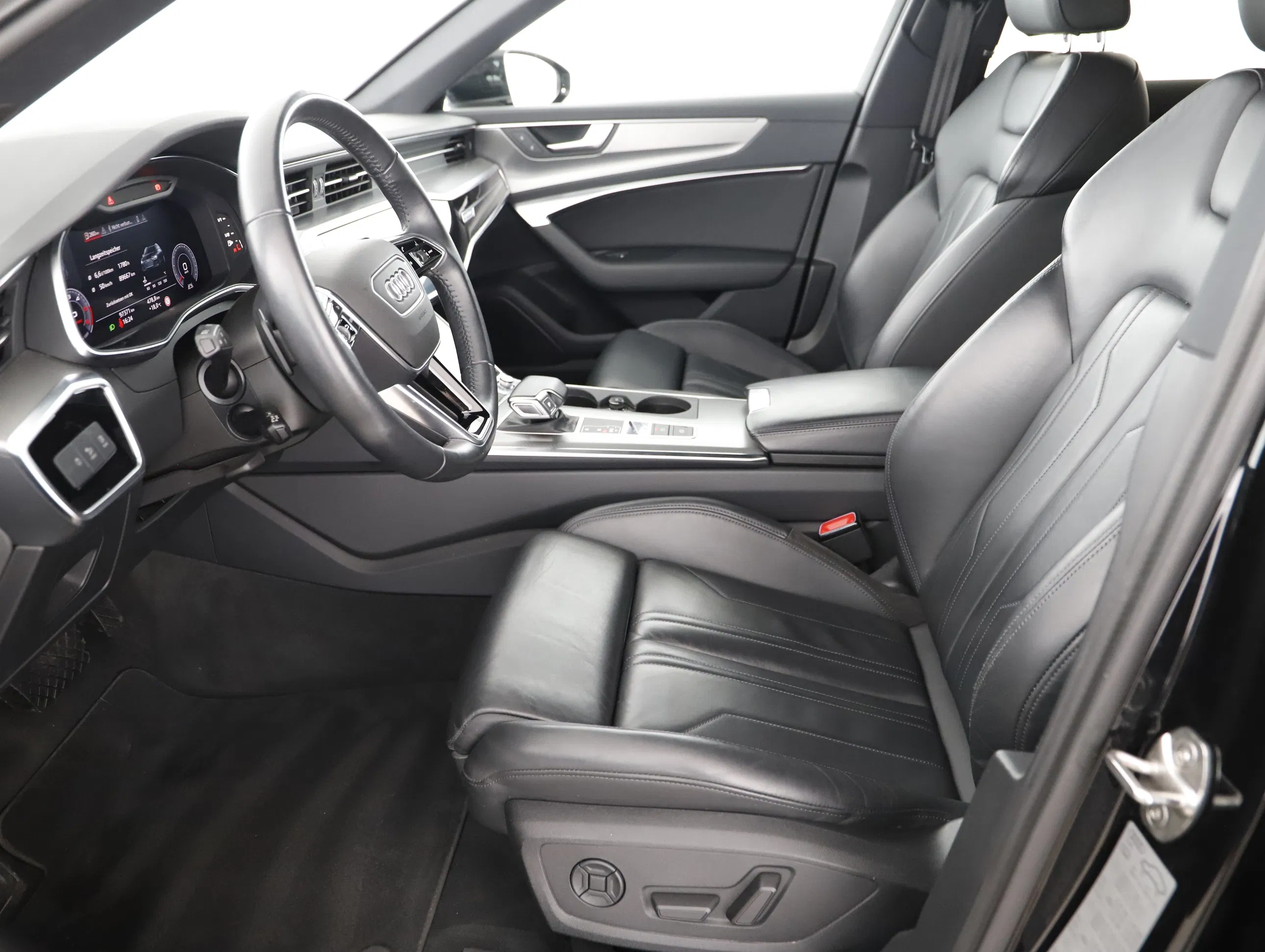 Audi A6 Avant 45 3.0 TDI quattro sport | Bild 7 von 24