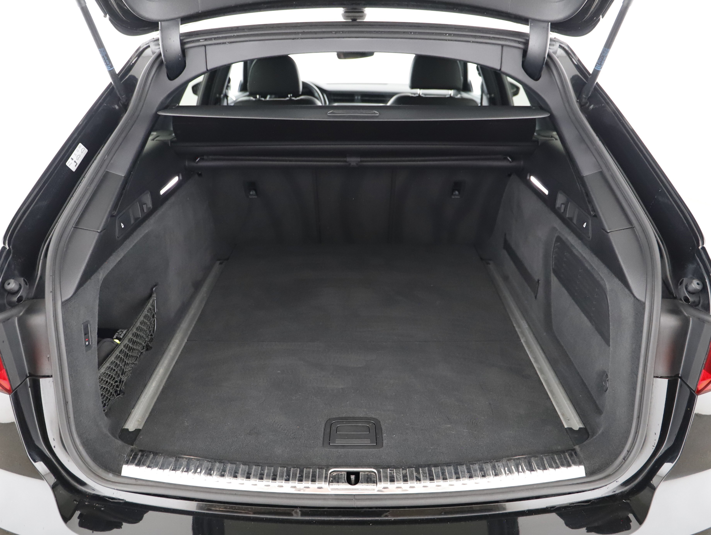 Audi A6 Avant 45 3.0 TDI quattro sport | Bild 19 von 24