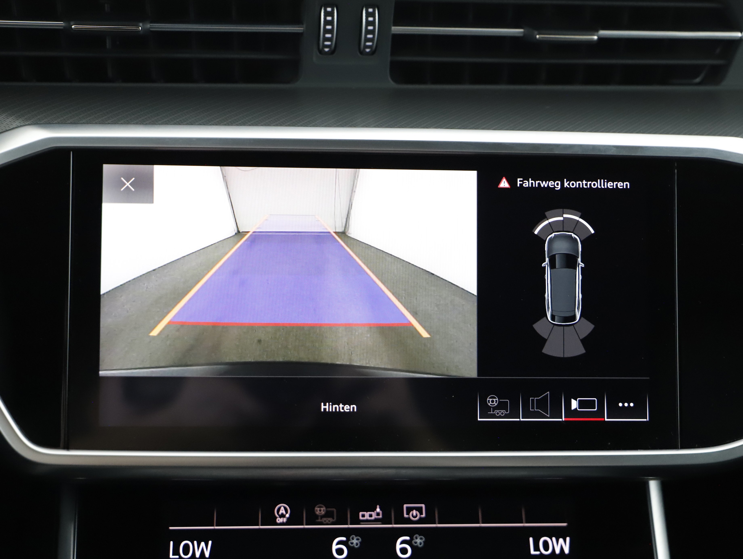 Audi A6 Avant 45 3.0 TDI quattro sport | Bild 17 von 24