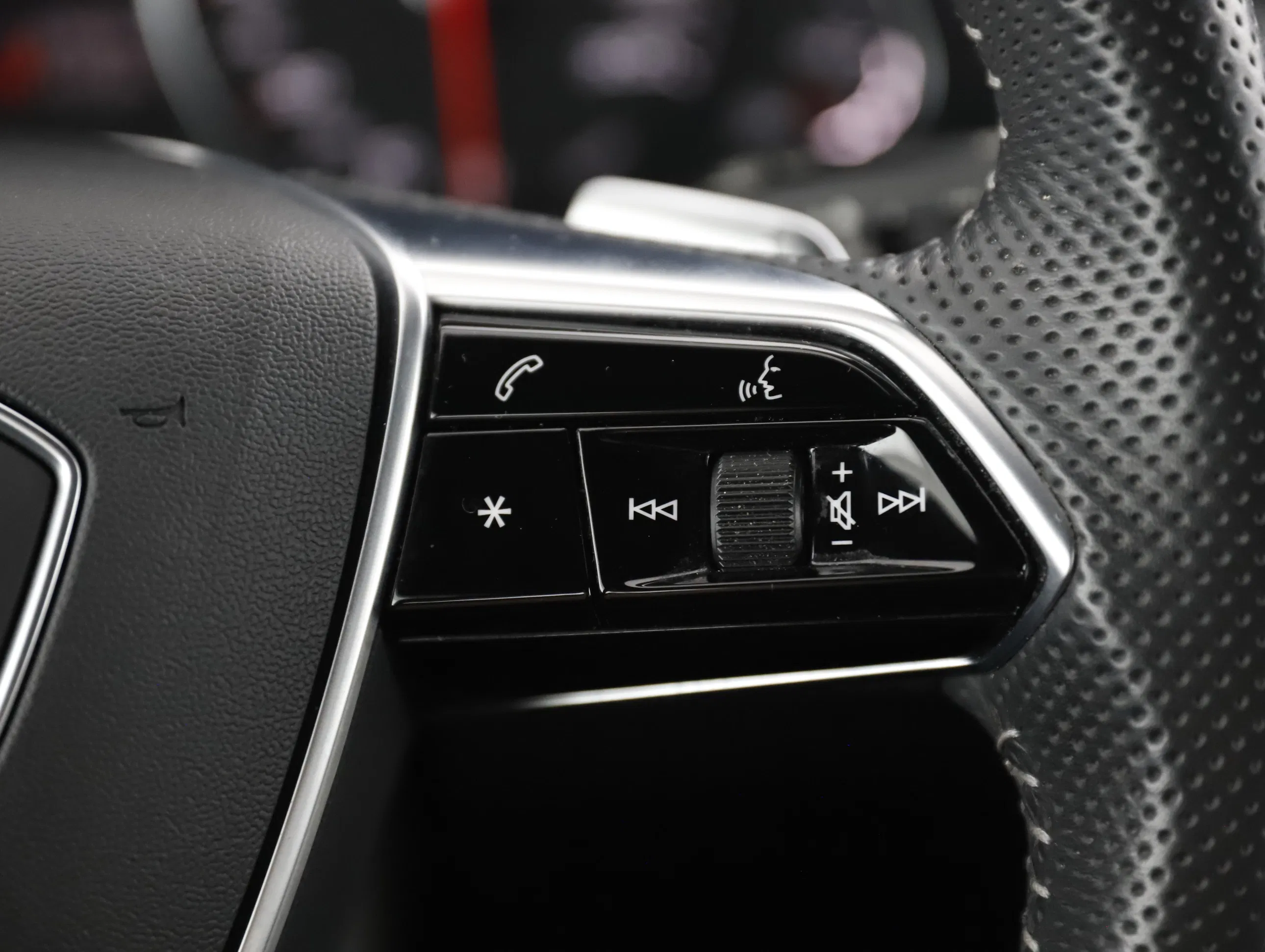 Audi A6 Avant 40 2.0 TDI quattro sport | Bild 14 von 29