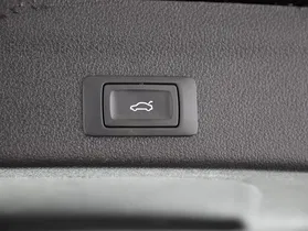 Audi A6 Avant 40 2.0 TDI quattro sport | Thumbnail 22 von 29